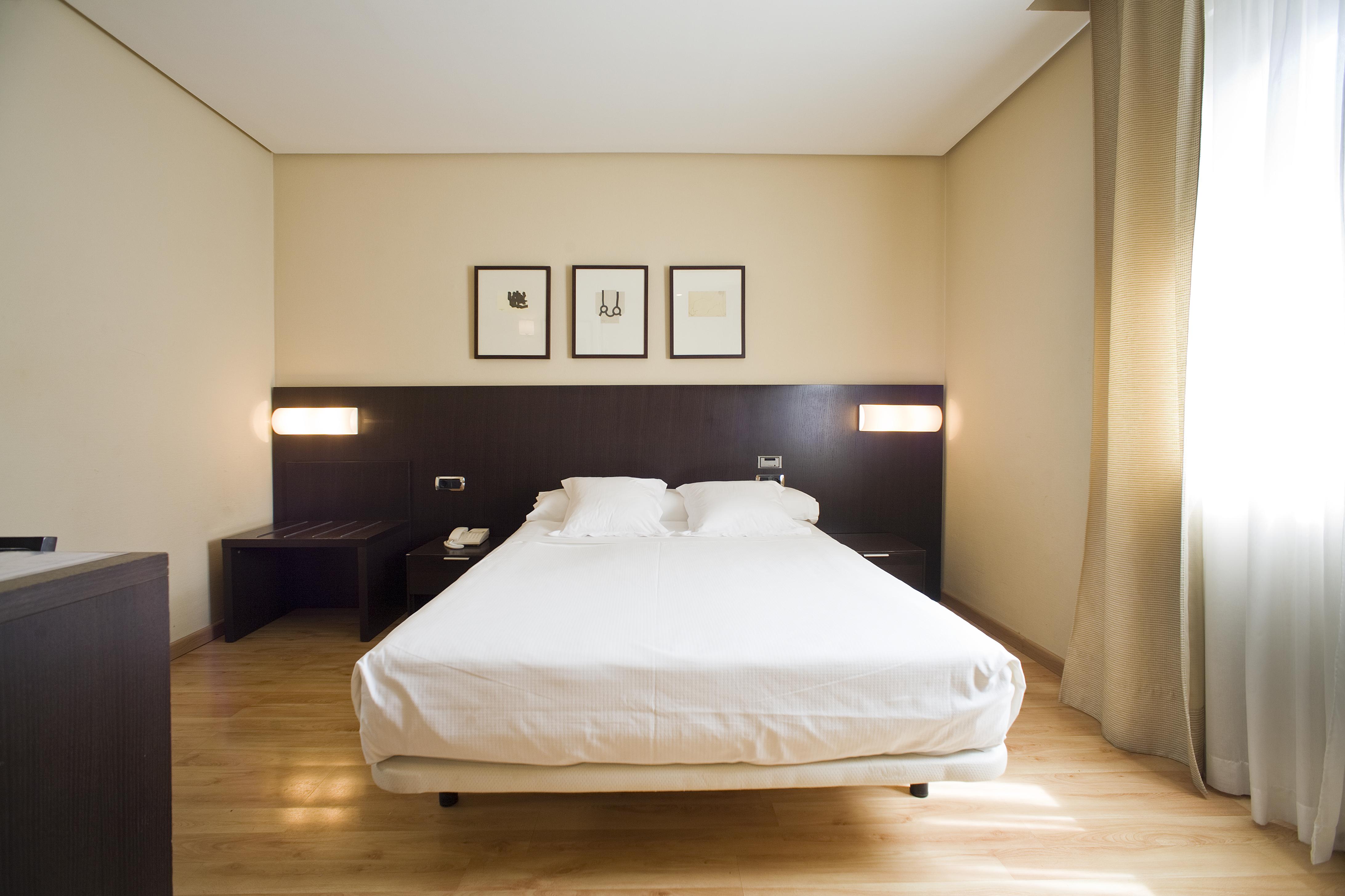 Hotel Sercotel Tudela Bardenas Екстериор снимка