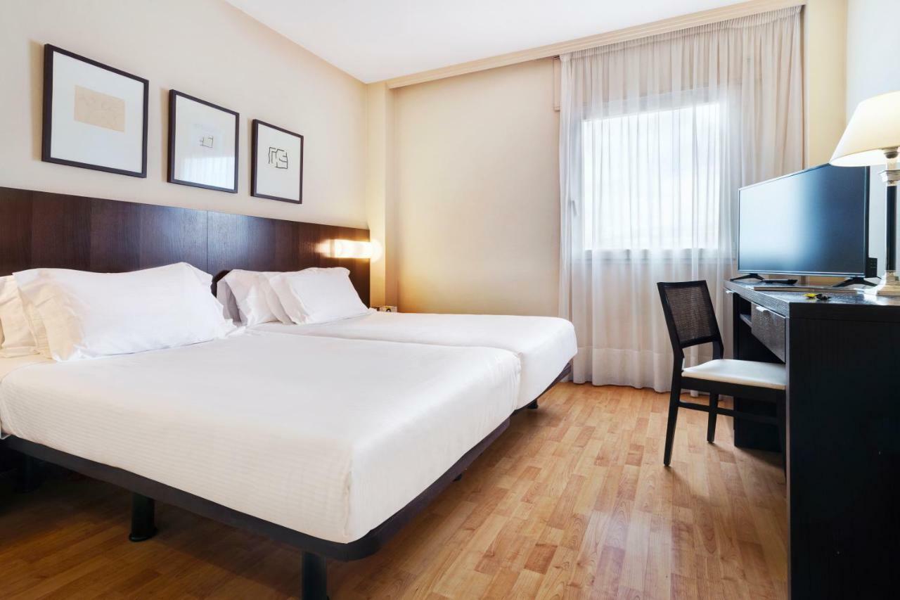 Hotel Sercotel Tudela Bardenas Екстериор снимка